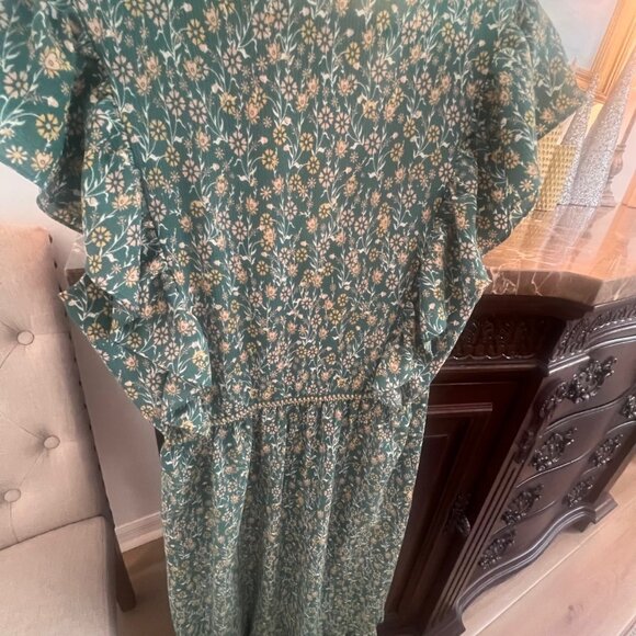 Max Studio Floral Midi Dress - Picture 4 of 5